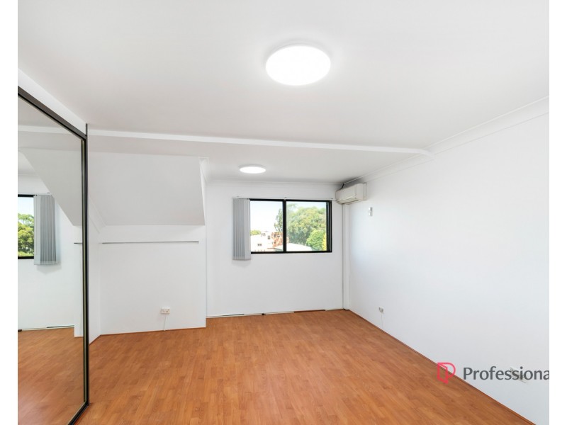 13/409 Hume Highway, Yagoona NSW 2199