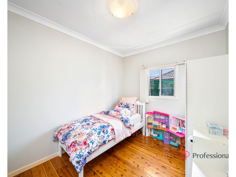 8 Lambert Street, Yagoona NSW 2199