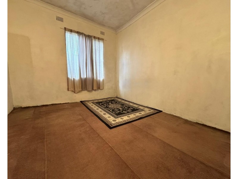 77 Quigg Street, Lakemba NSW 2195