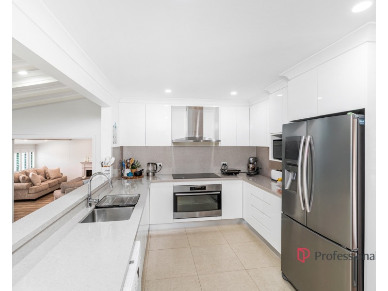 48 Amaroo Avenue, Georges Hall NSW 2198