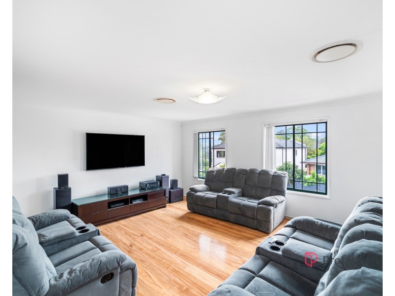 48 Amaroo Avenue, Georges Hall NSW 2198