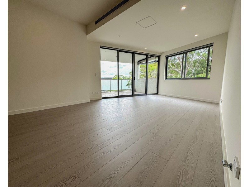 C404/2 Rowe Drive, Potts Hill NSW 2143