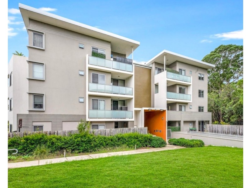 C404/2 Rowe Drive, Potts Hill NSW 2143