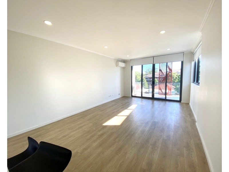 204/26 Cairds Avenue, Bankstown NSW 2200