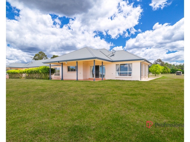 91 Daley Close, The Oaks NSW 2570