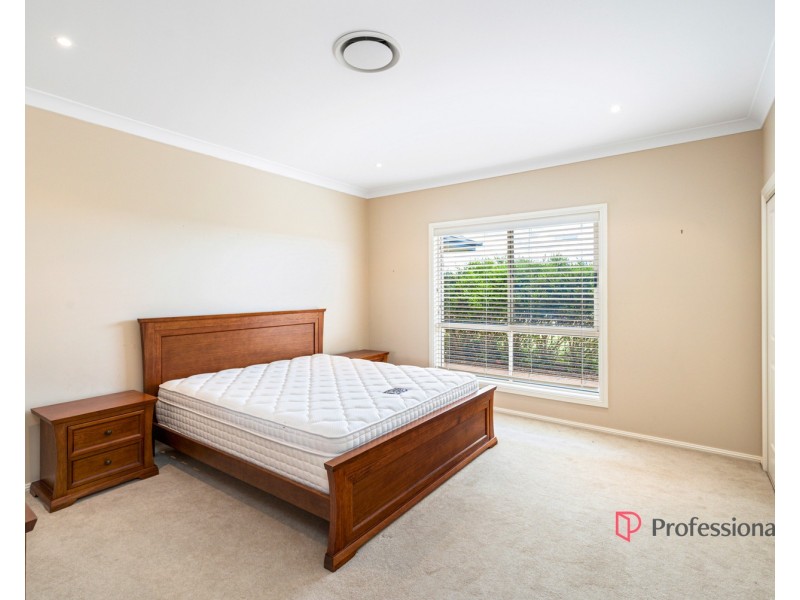 91 Daley Close, The Oaks NSW 2570
