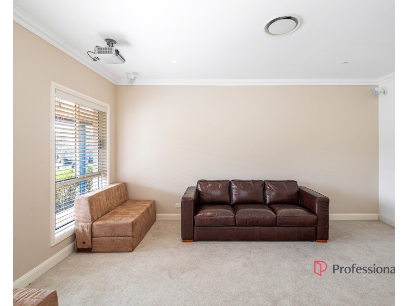 91 Daley Close, The Oaks NSW 2570