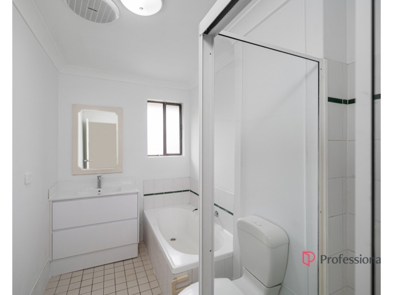 28/125 Meredith Street, Bankstown NSW 2200