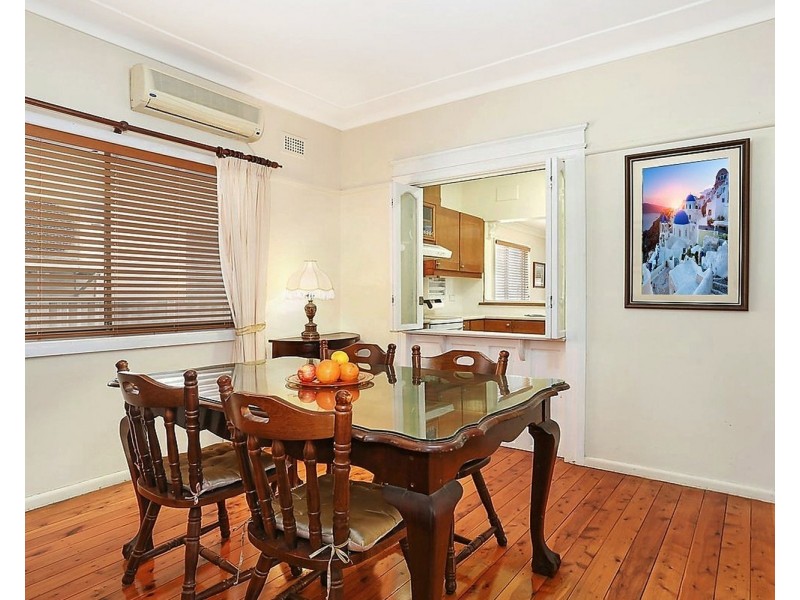 105 Arab Road, Padstow NSW 2211