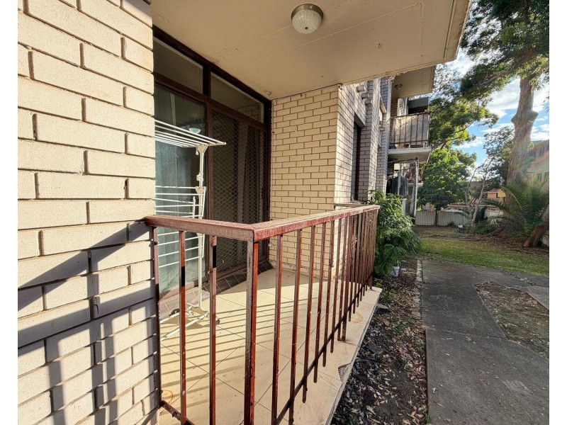 1/168 Greenacre Road, Bankstown NSW 2200