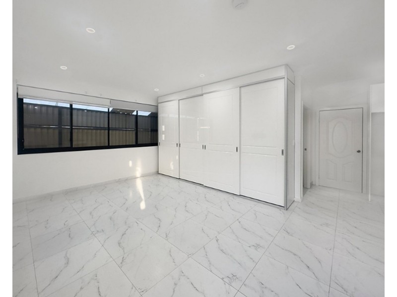 Granny Flat/3 Napoleon Street, Greenacre NSW 2190