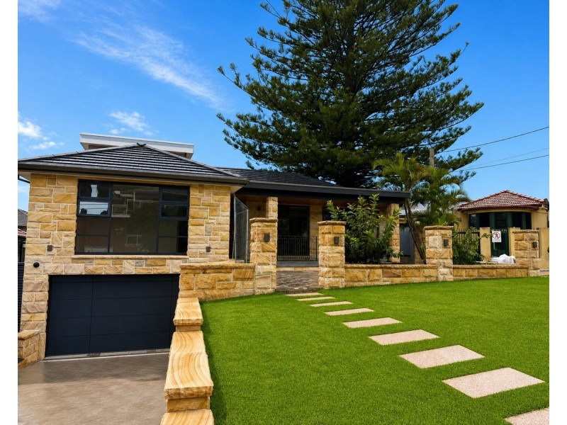 2 Yeran Street, Sylvania NSW 2224