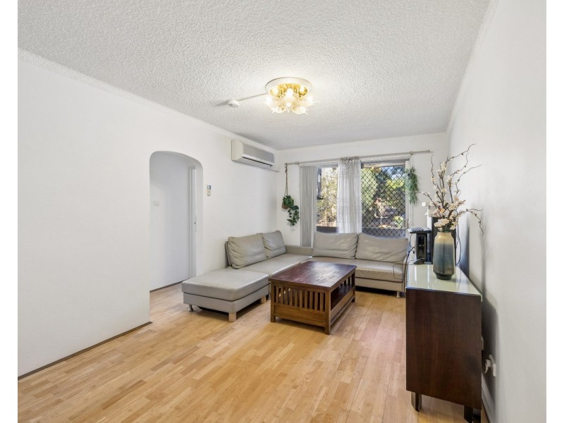 1/8 Drummond Street, Warwick Farm NSW 2170