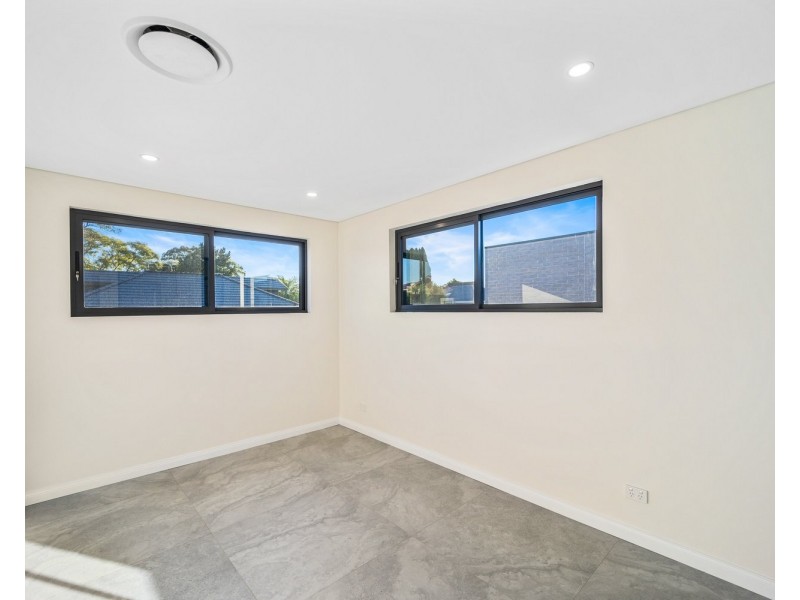 31A  Clarence Street, Condell Park NSW 2200
