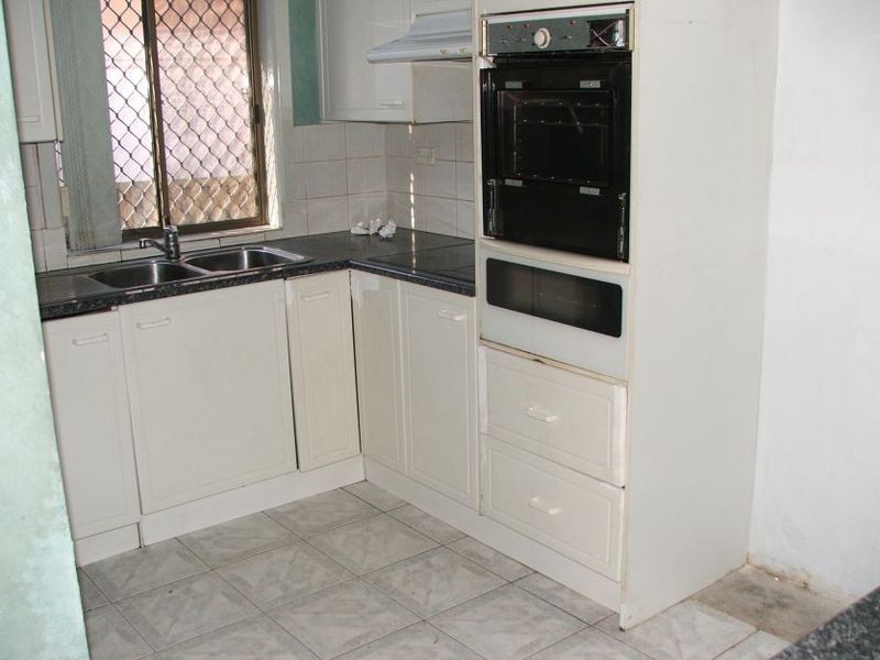 10 Valencia Street, Greenacre NSW 2190