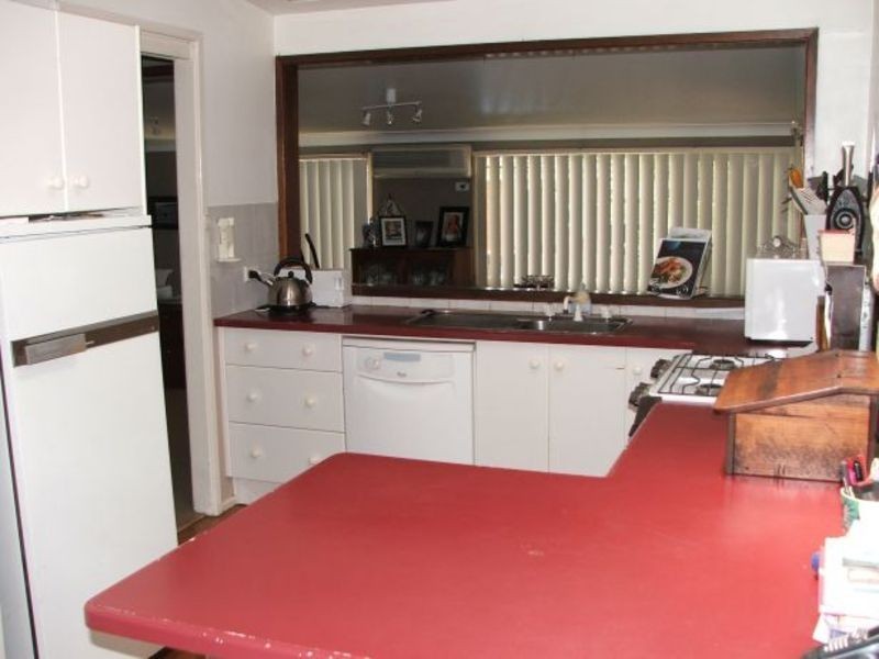 20 Balanada Avenue, Chipping Norton NSW 2170