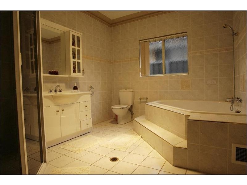 72a The Avenue, Bankstown NSW 2200