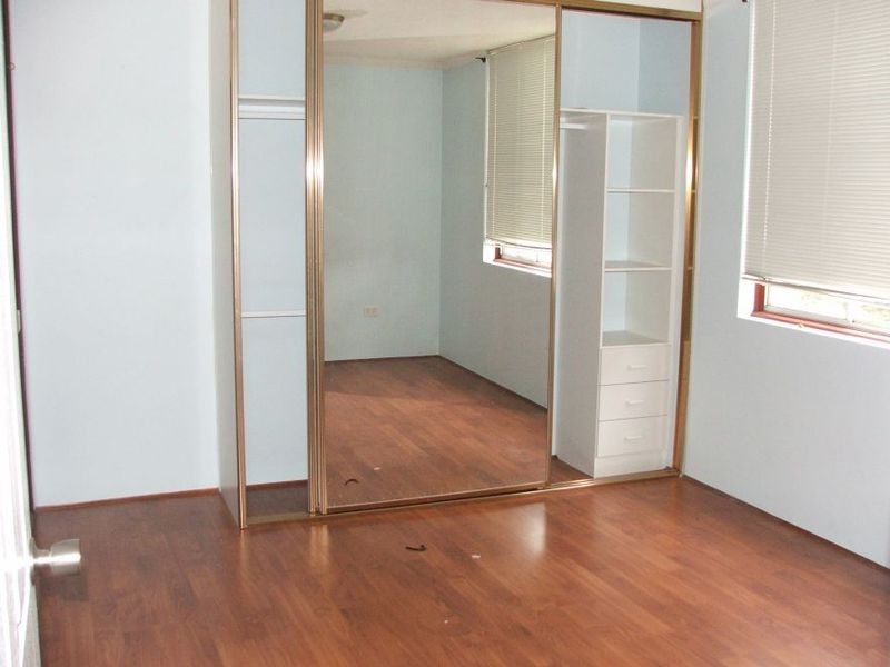 8/166 Greenacre Road, Bankstown NSW 2200