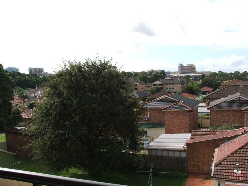 14/35-37 Brandon Avenue, Bankstown NSW 2200