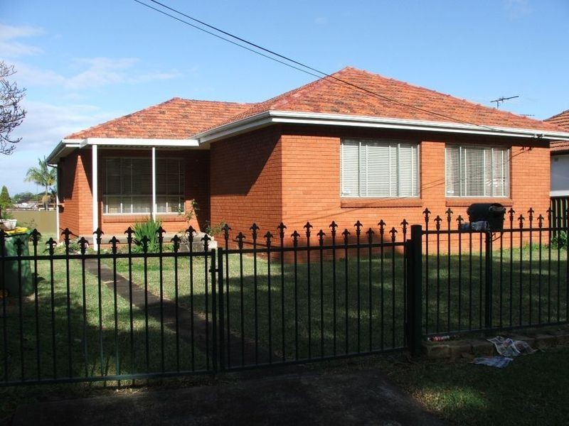 176 South Terrace, Bankstown NSW 2200