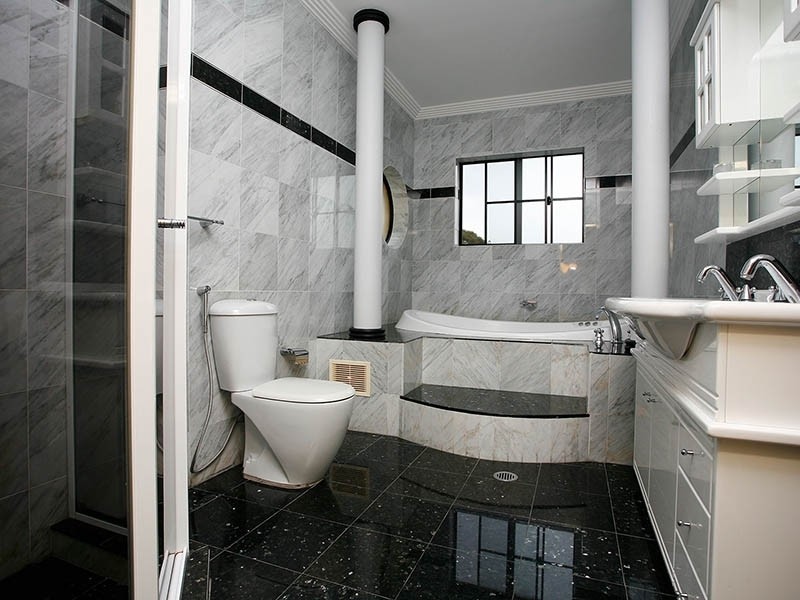 142 The Avenue, Bankstown NSW 2200