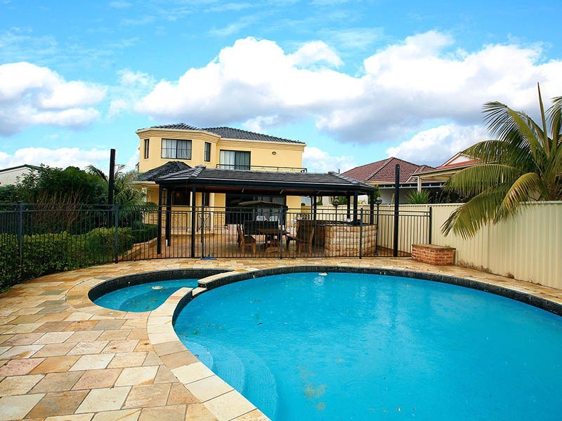 142 The Avenue, Bankstown NSW 2200