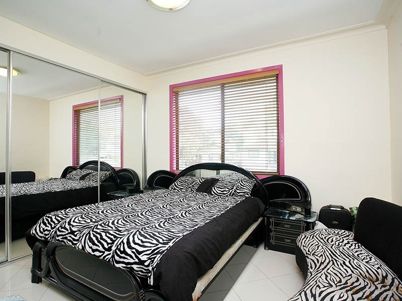 9 Omega Place, Greenacre NSW 2190