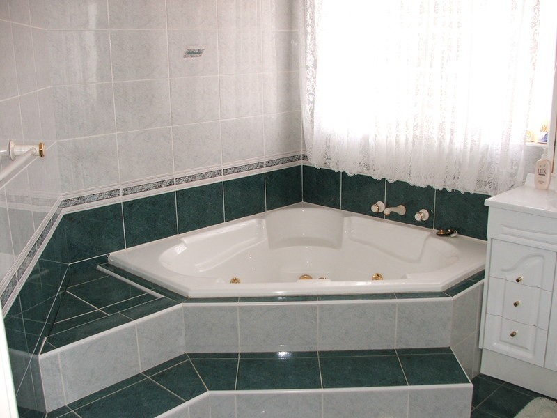 10 Keswick Street, Georges Hall NSW 2198