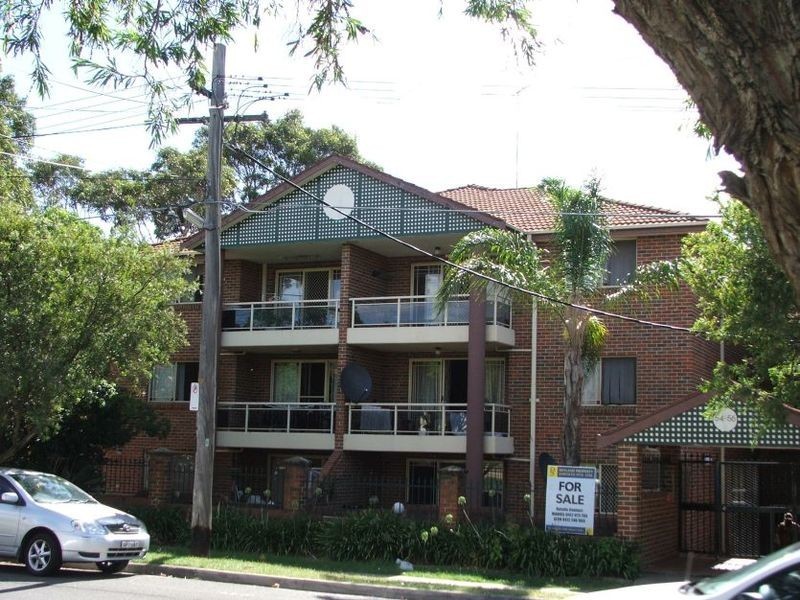 13/54-56 Sir Joseph Banks Street, Bankstown NSW 2200