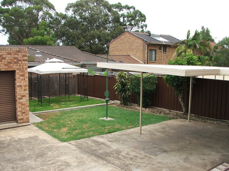 11 Wentworth Street, Birrong NSW 2143