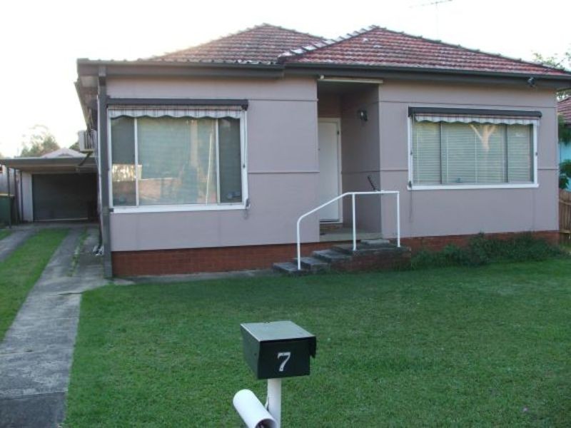 7 Orchard Road, Bass Hill NSW 2197