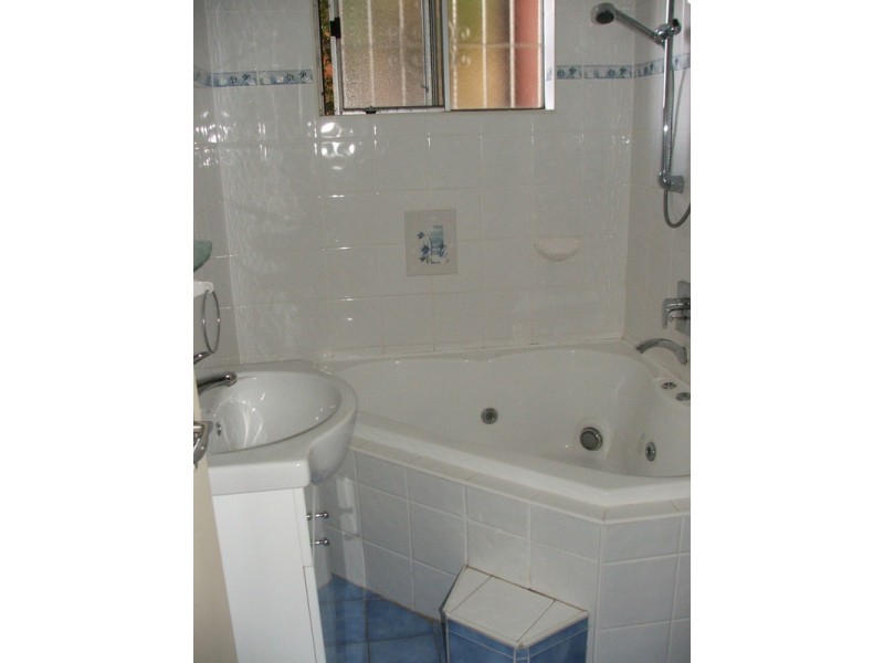 2/9 Myee Street, Lakemba NSW 2195