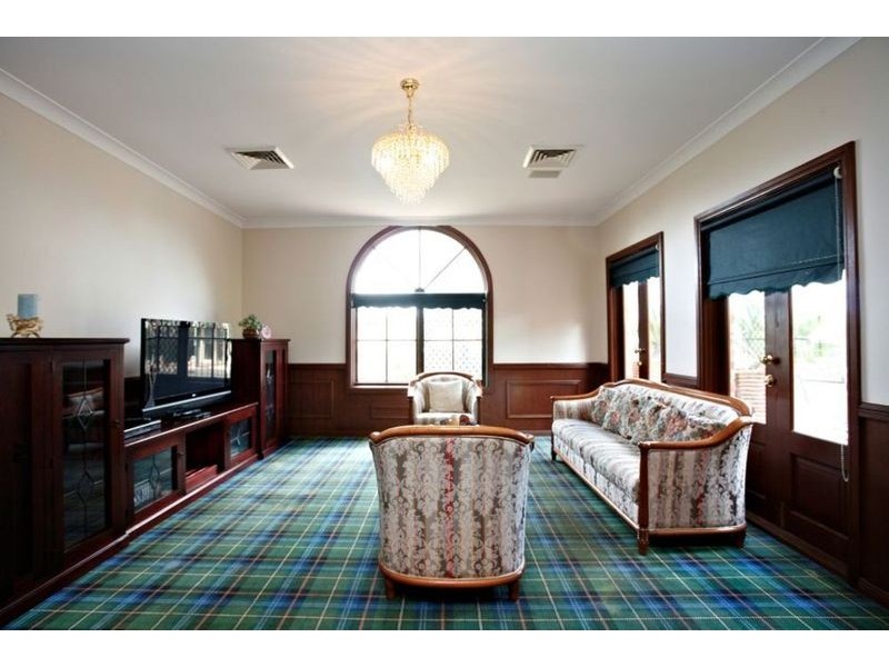 16 Cubitt Drive, Denham Court NSW 2565