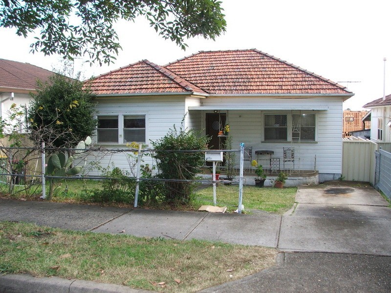 316 Auburn Road, Yagoona NSW 2199