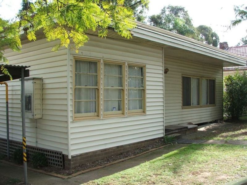 248 Henry Lawson Drive, Georges Hall NSW 2198