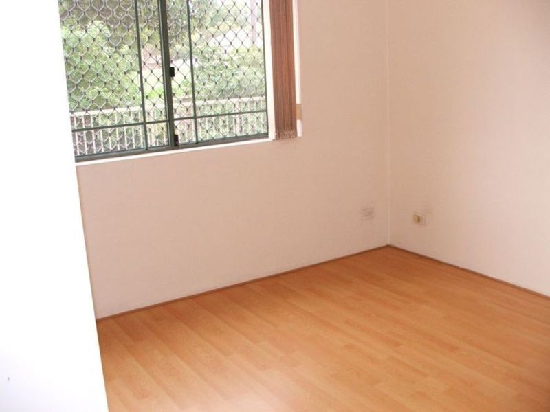 1/9 Cairds Avenue, Bankstown NSW 2200