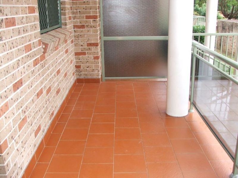 1/9 Cairds Avenue, Bankstown NSW 2200