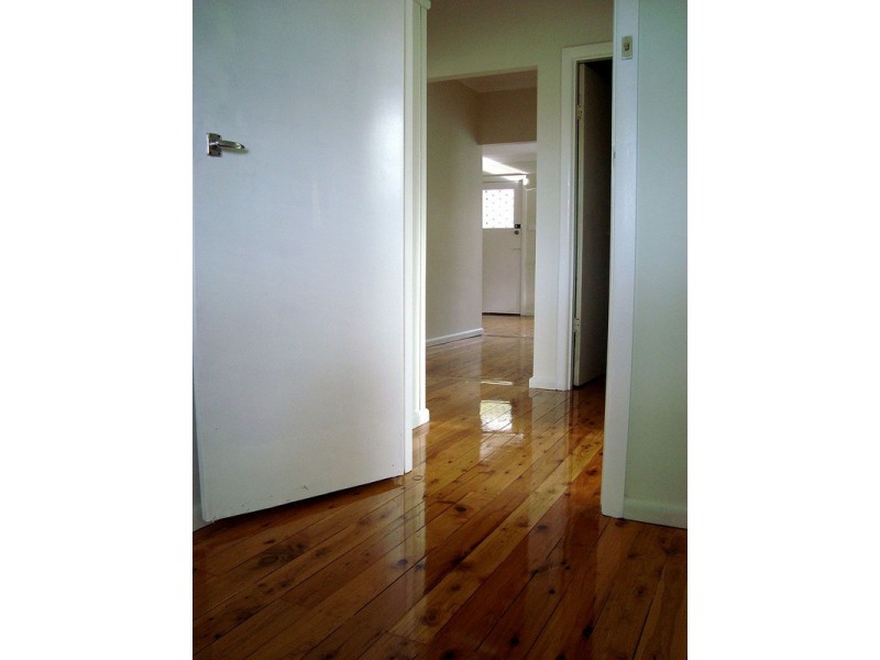 9 Bulwarra Avenue, Sefton NSW 2162