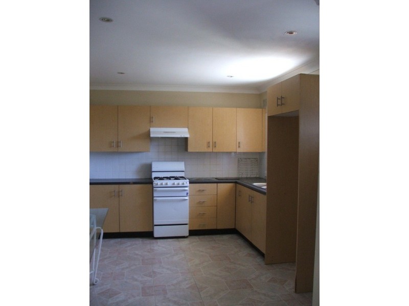 17 Cumberland Avenue, Georges Hall NSW 2198