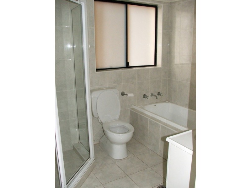 12/1A Carmen Street, Bankstown NSW 2200