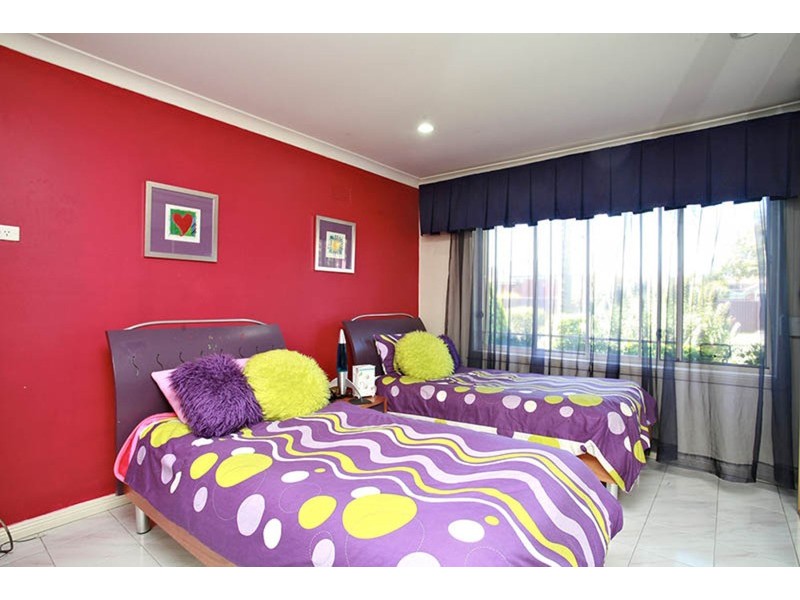 6 Avonlea Crescent, Bass Hill NSW 2197