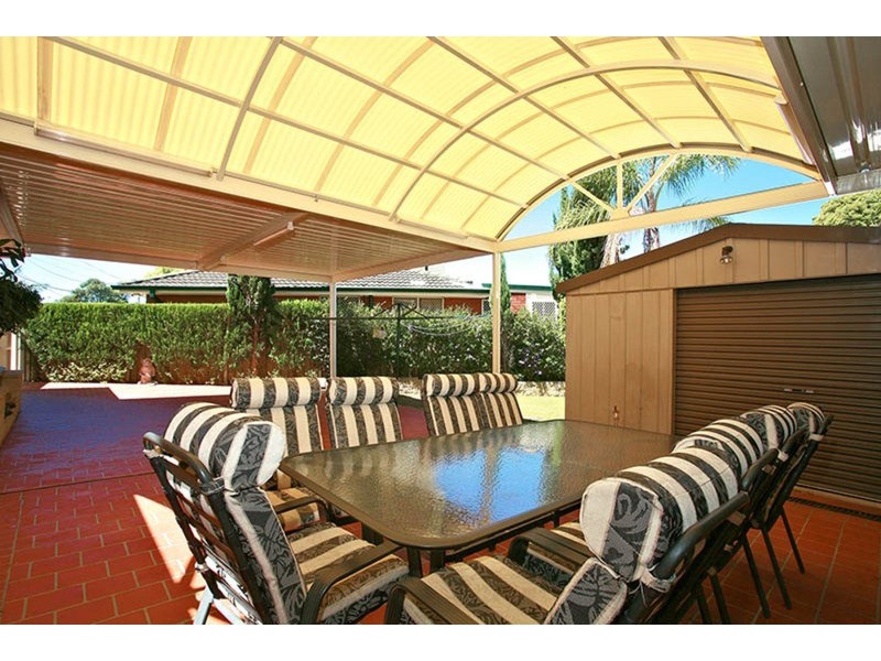 6 Avonlea Crescent, Bass Hill NSW 2197