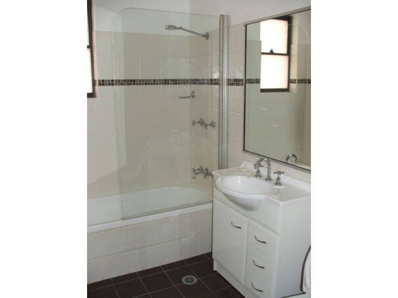 1/3 Duncan Street, Punchbowl NSW 2196