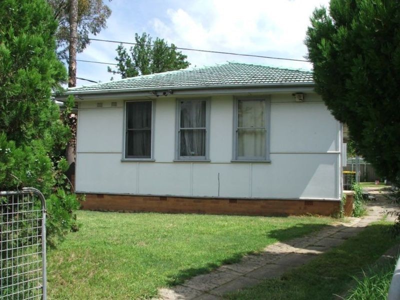 60 Gabo Crescent, Sadleir NSW 2168