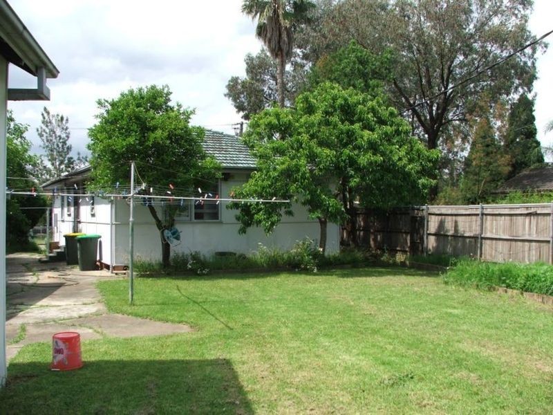 60 Gabo Crescent, Sadleir NSW 2168