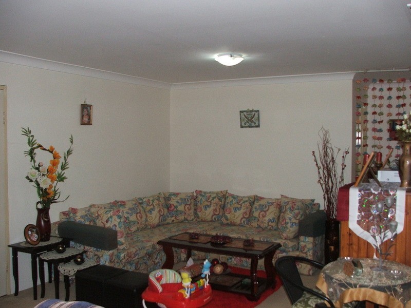 13/2 Mulla Road, Bankstown NSW 2200