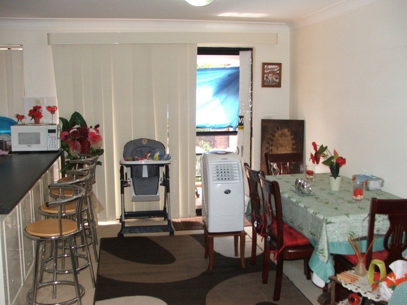 13/2 Mulla Road, Bankstown NSW 2200