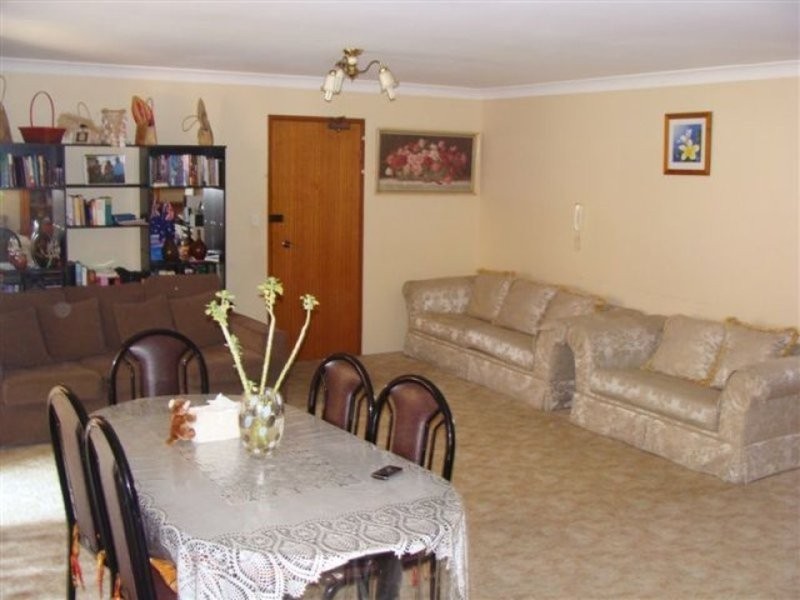 6/118 Meredith Street, Bankstown NSW 2200