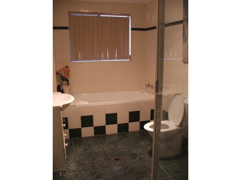 12/40-44 Chertsey Avenue, Bankstown NSW 2200