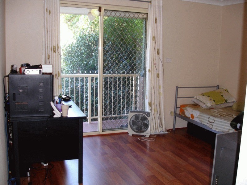 2/72-74 Meredith Street, Bankstown NSW 2200